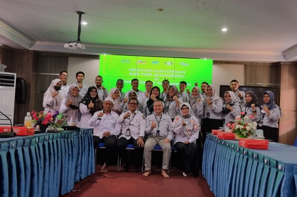SMK Pgri Banjarbaru Studi Banding ke SMKN 3 Banjarmasin
