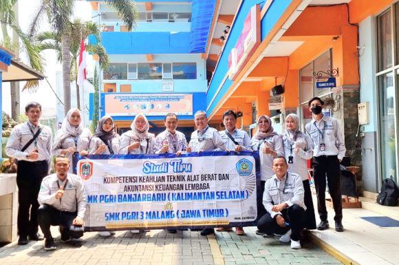 Studi Tiru ke SMK PGRI 3 Malang