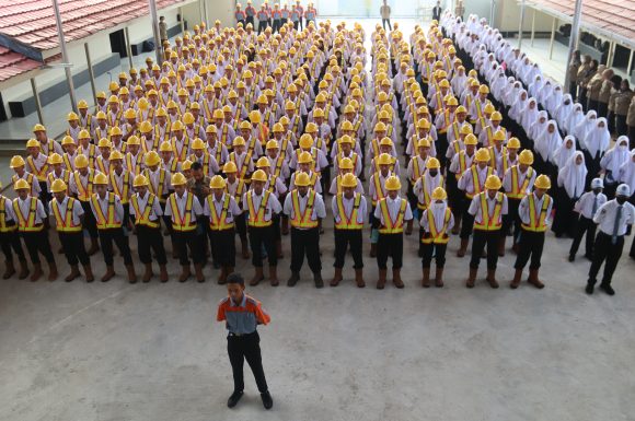 Masa Pengenalan Lingkungan Sekolah (MPLS 2023/2024) SMK PGRI Banjarbaru
