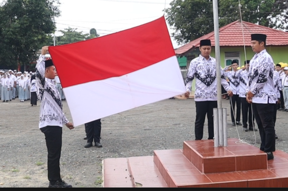 Upacara Memperingati Hari Guru Nasional 2023 SMK PGRI Banjarbaru