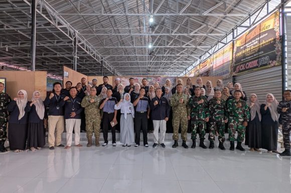 SMK PGRI Banjarbaru Terima Tim Penyuluh Karhutla dari Mabes TNI ALPENYULUHAN KARHUTLA DARI MABES TNI AL